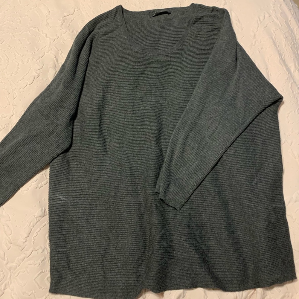 Grey sweater